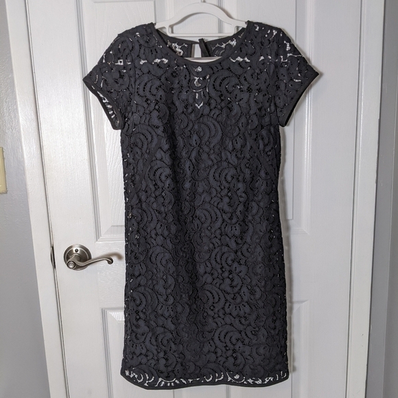 New LOFT Dark Navy Lace Overlay Short Sleeve Dress from Ann Taylor‎ Size 2 - Picture 1 of 6